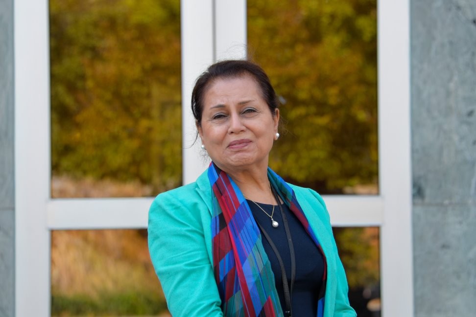 Expositor Rani H. Singh